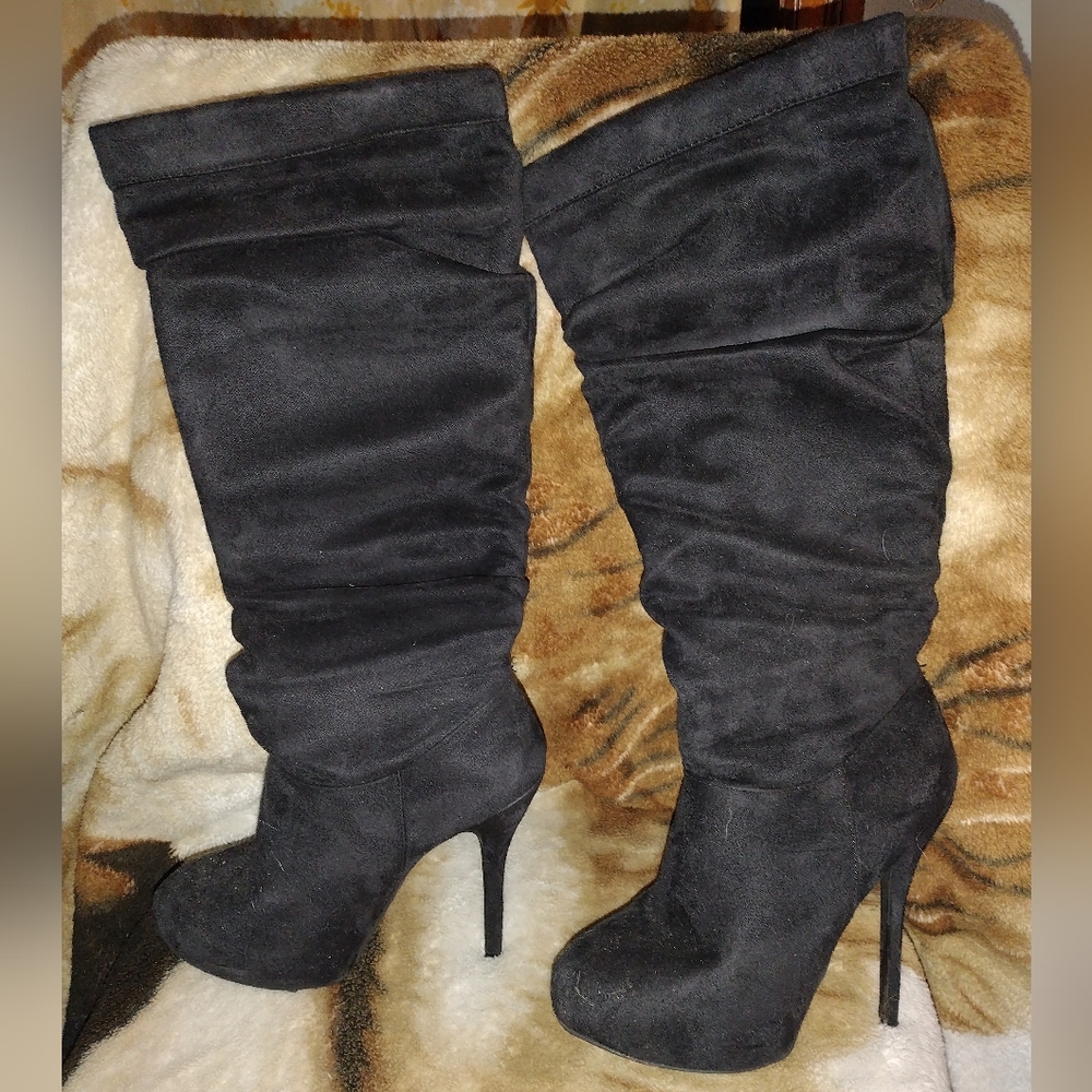 Dark Gray Knee High Heeled Boots